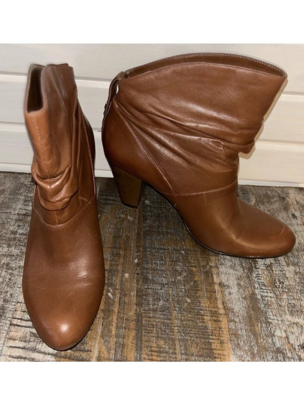 BCBG Generation Sz 6 / 36 Brown BG-Dash Leather Scrunch Slouch Bootie